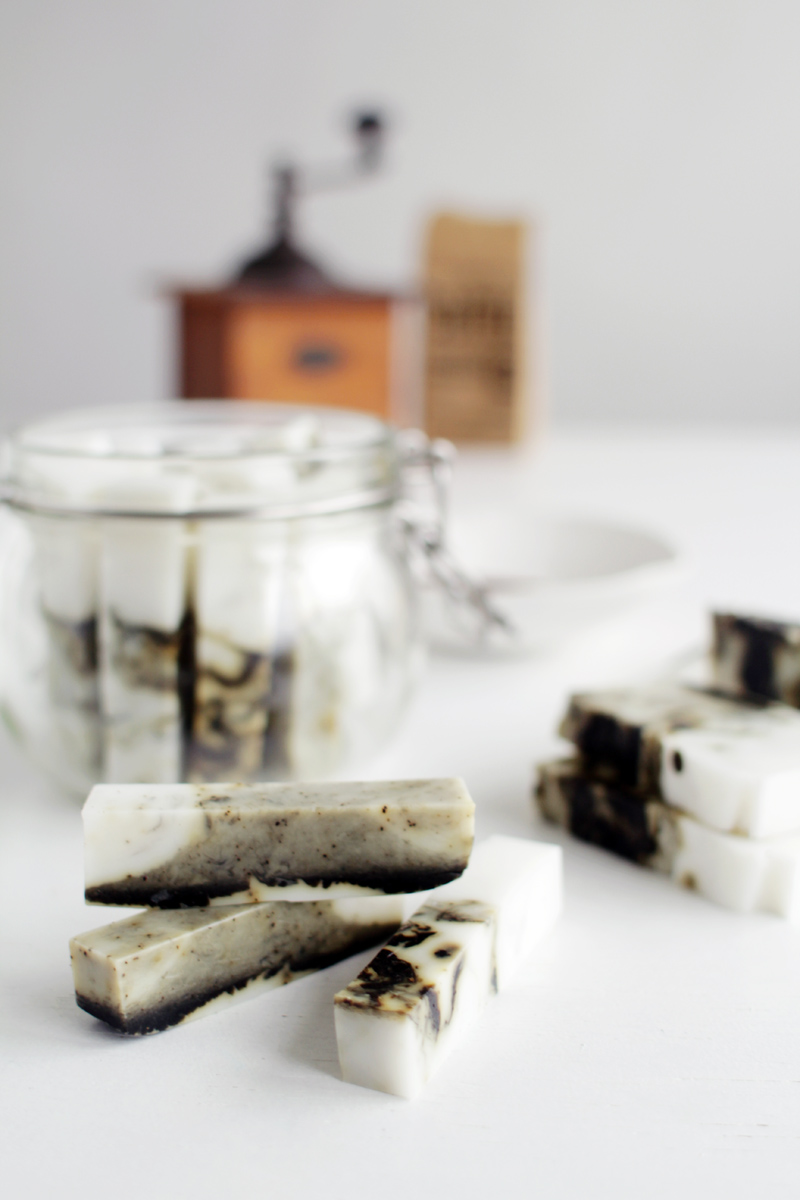 Fall-For-DIY-Coffee-and-Coconut-Marbled-Soap-Sticks-13