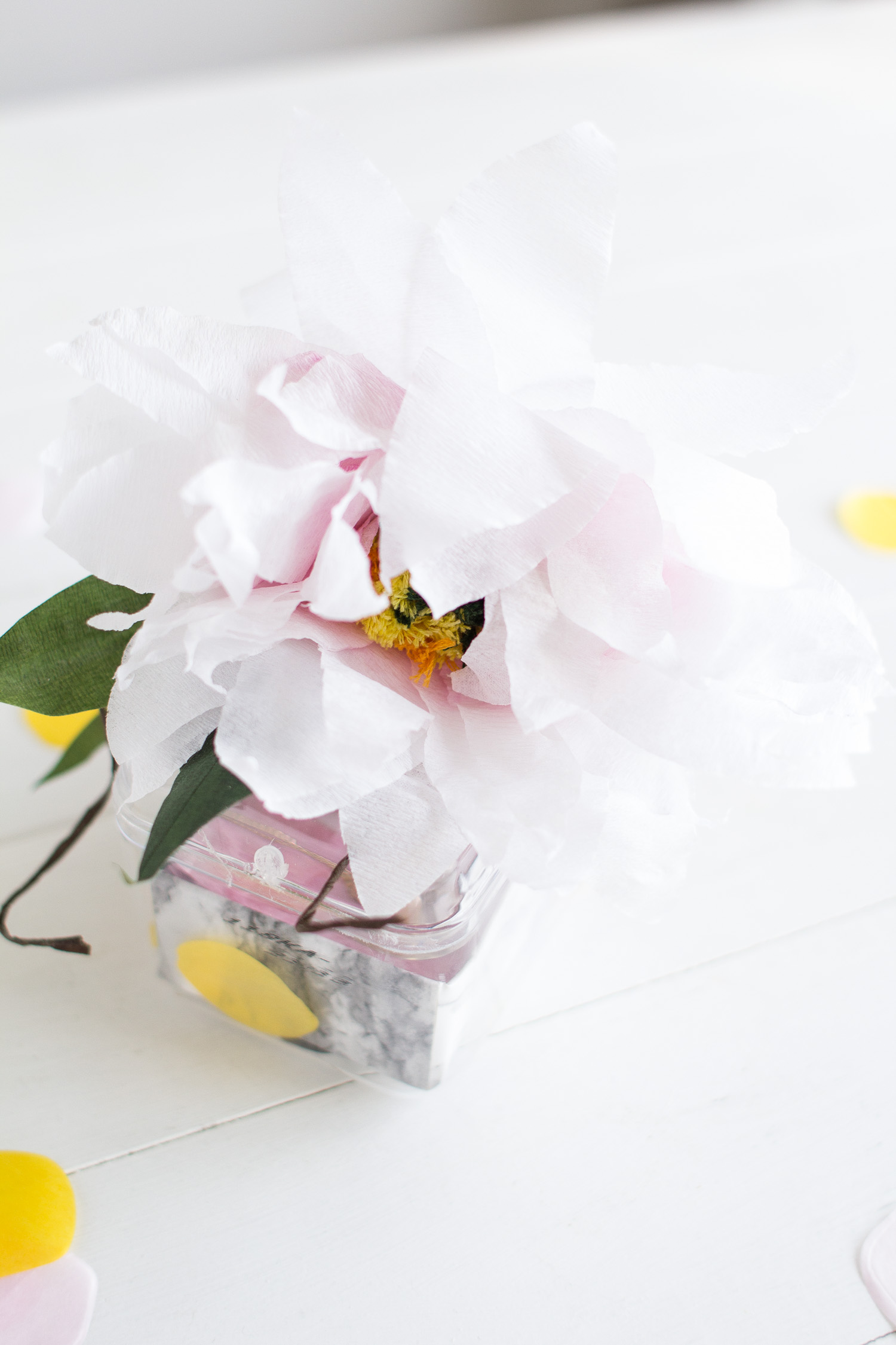 DIY Paper Flower Gift Topper | Fall For DIY