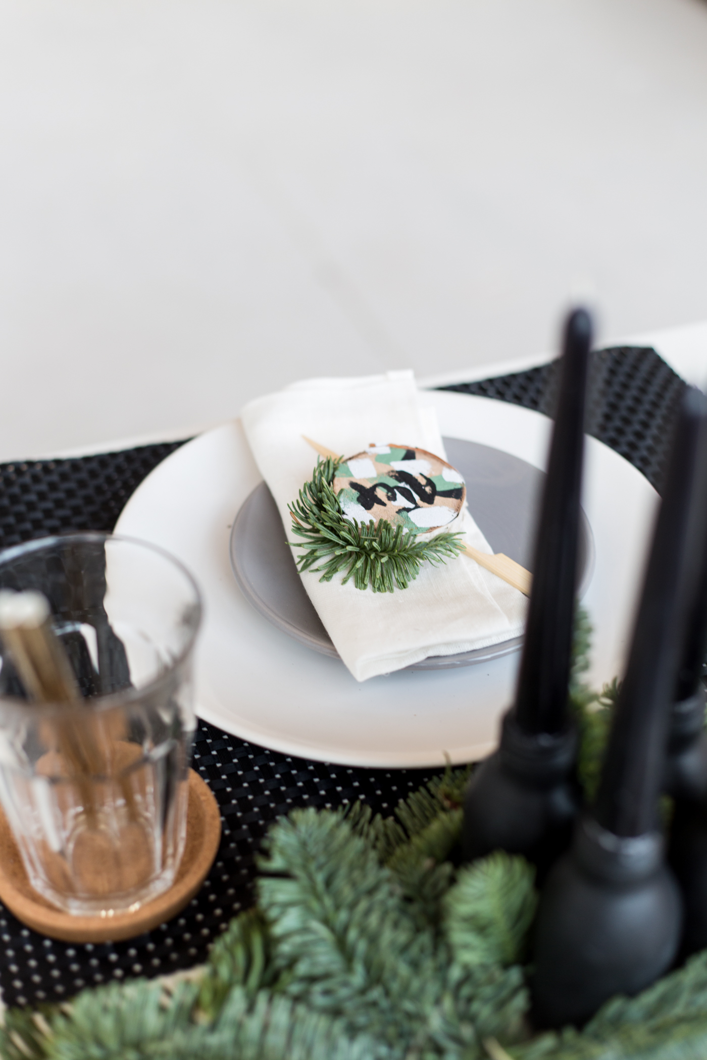 DIY Birch Wood Slice Name Card Table Settings | @fallfordiy