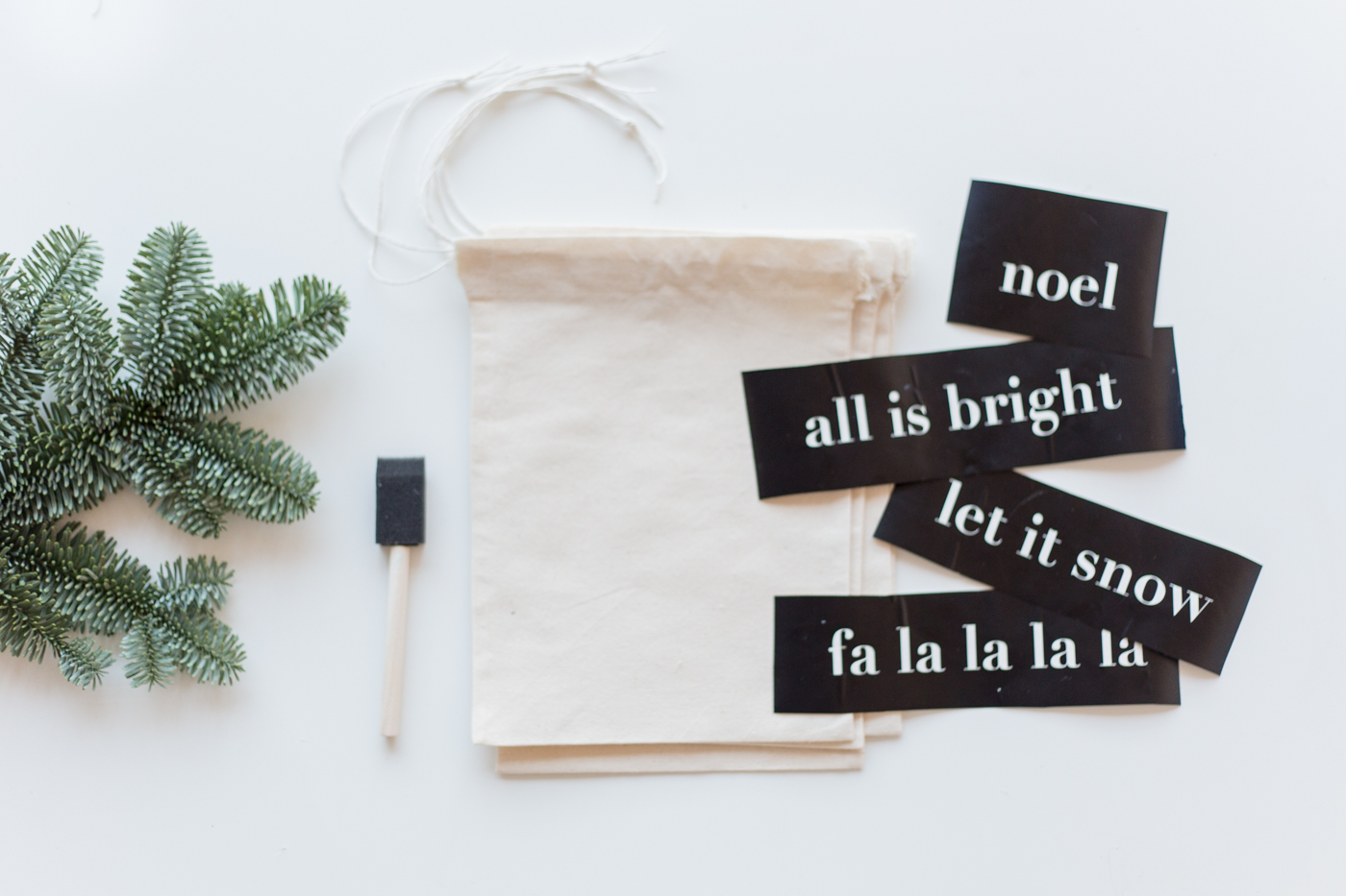 diy-christmas-quote-stencilled-gift-bags-tutorial-with-dulux-fallfordiy-1