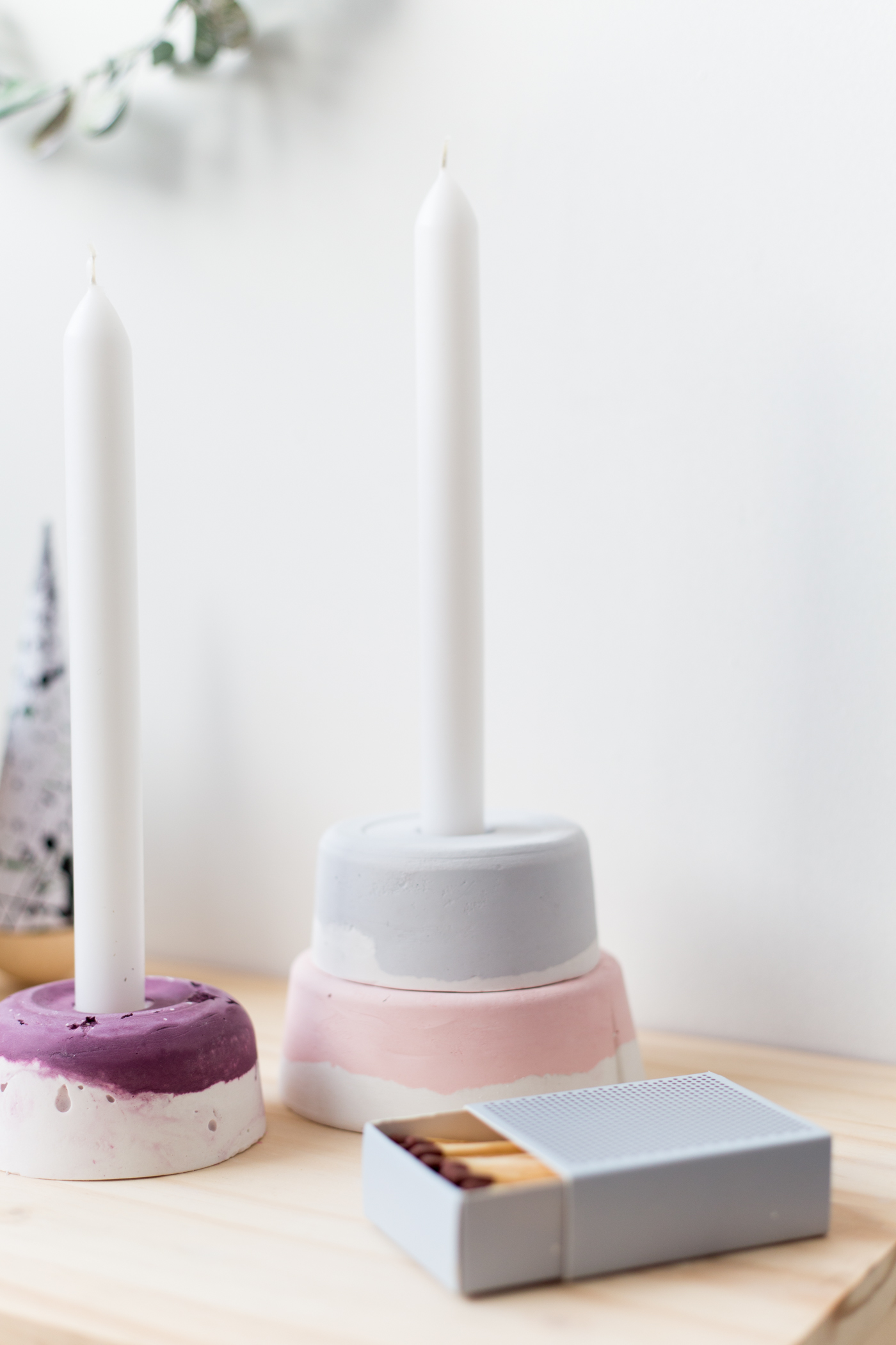 DIY Paint Dyed Plaster Candle Holder