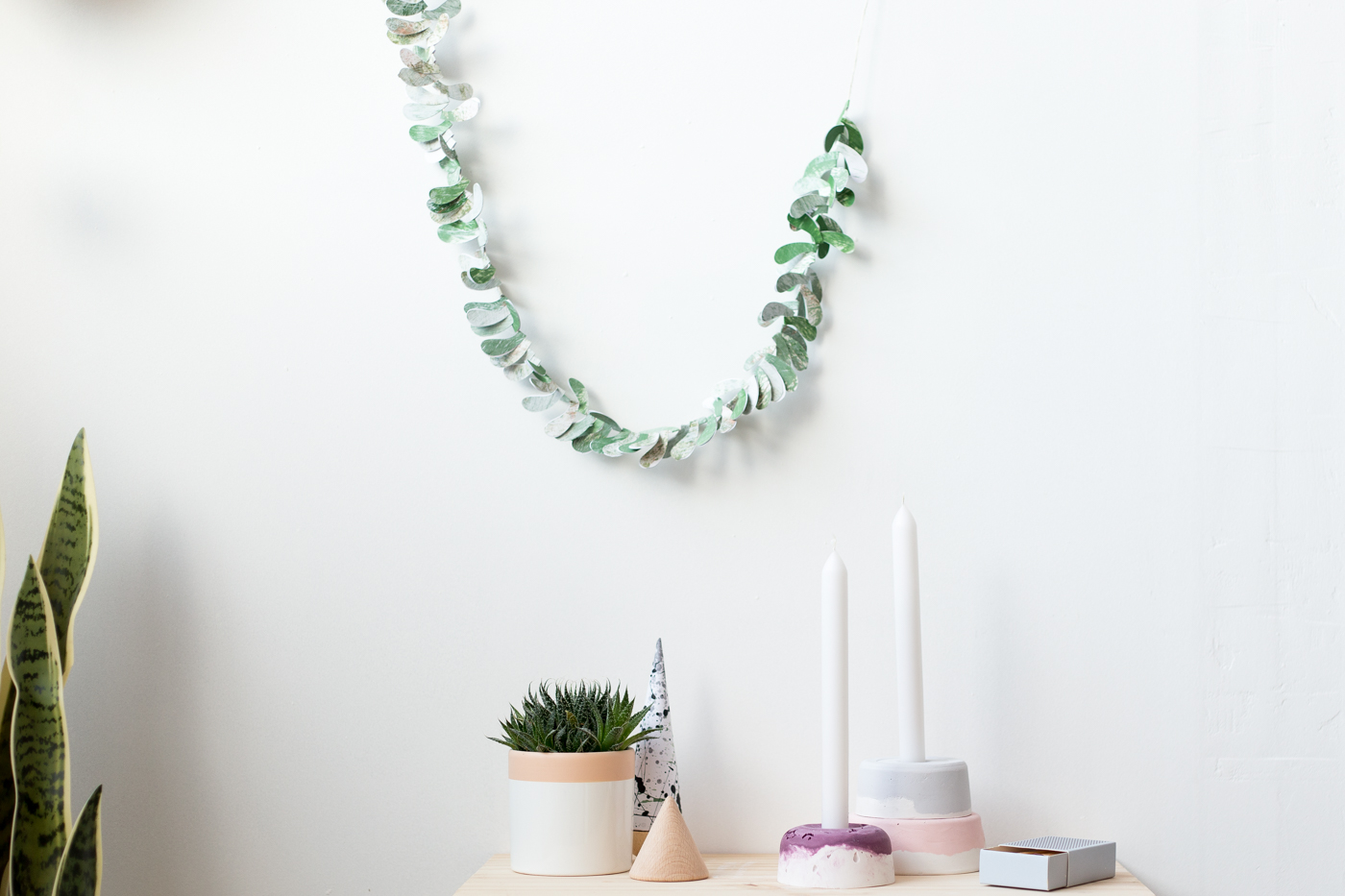 diy-paper-leaf-garland-with-dulux-fallfordiy-2