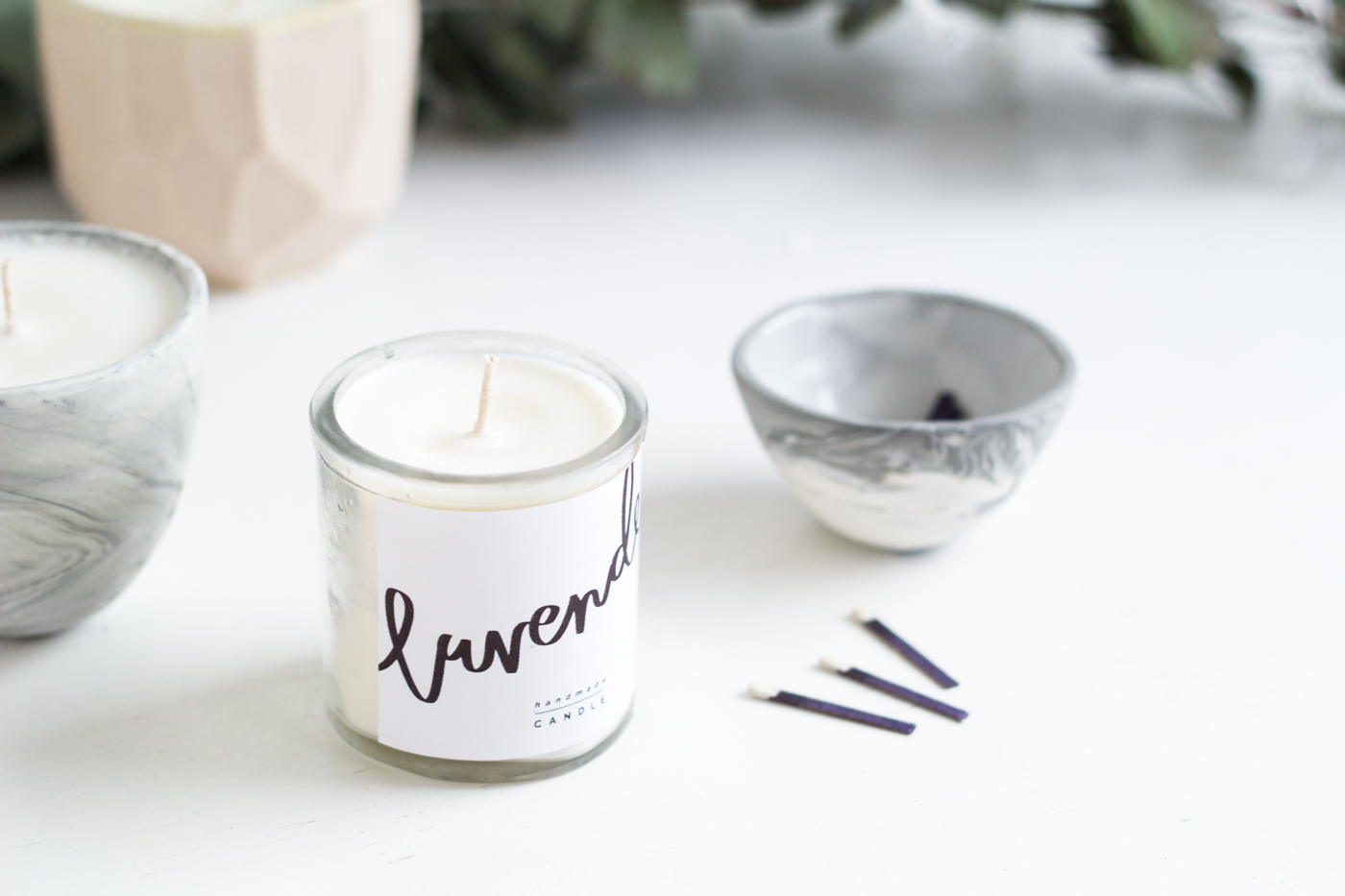 DIY Scented Candle Gifts & Free Printable labels