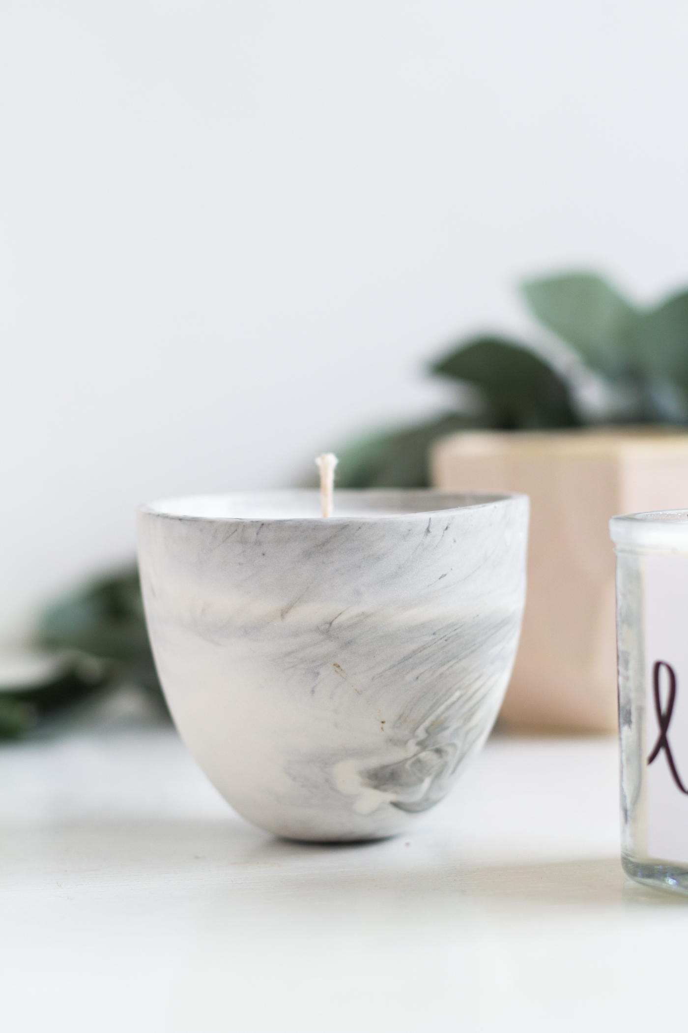 Simple scented candles could be your new go-to DIY gift