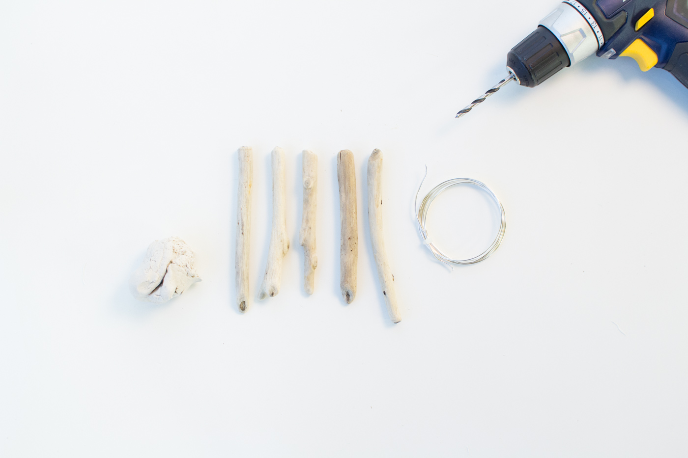 DIY Clay & Driftwood Spoons | @fallfordiy-1