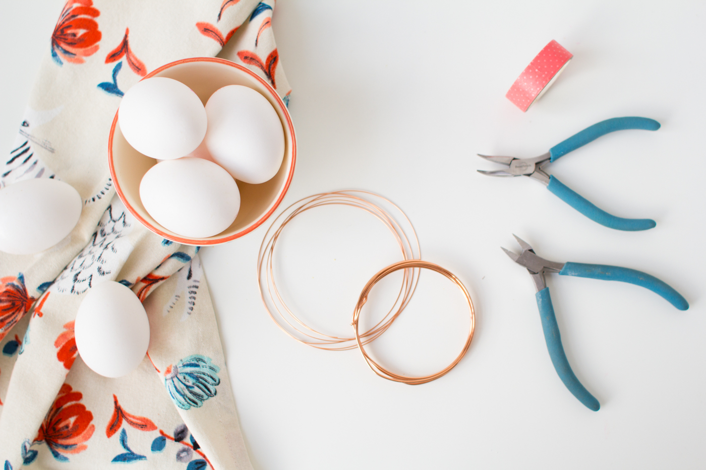 DIY Copper Wire Easter Egg Baskets | @fallfordiy Materials