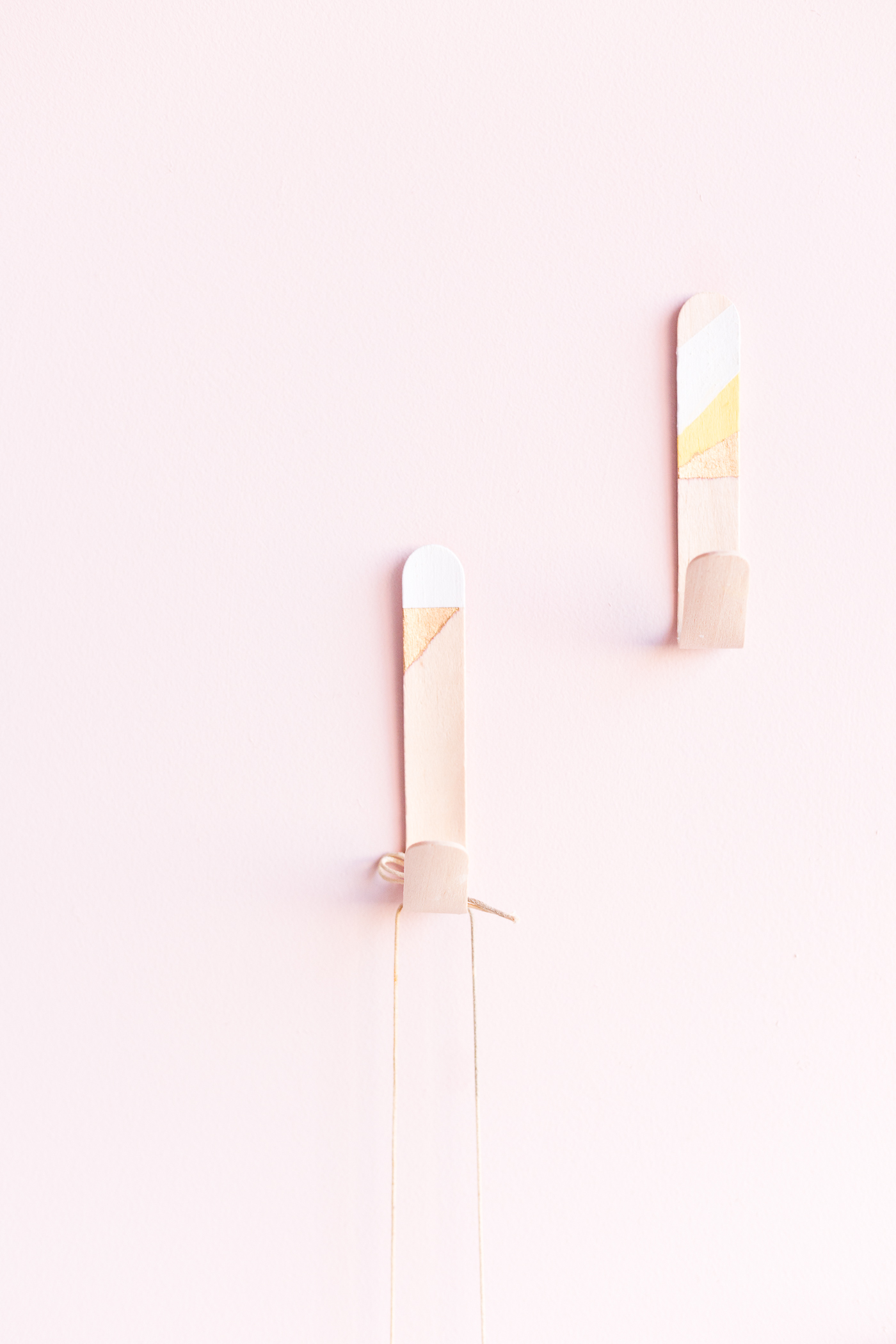 DIY Lollipop Stick Hooks tutorial | @fallfordiy