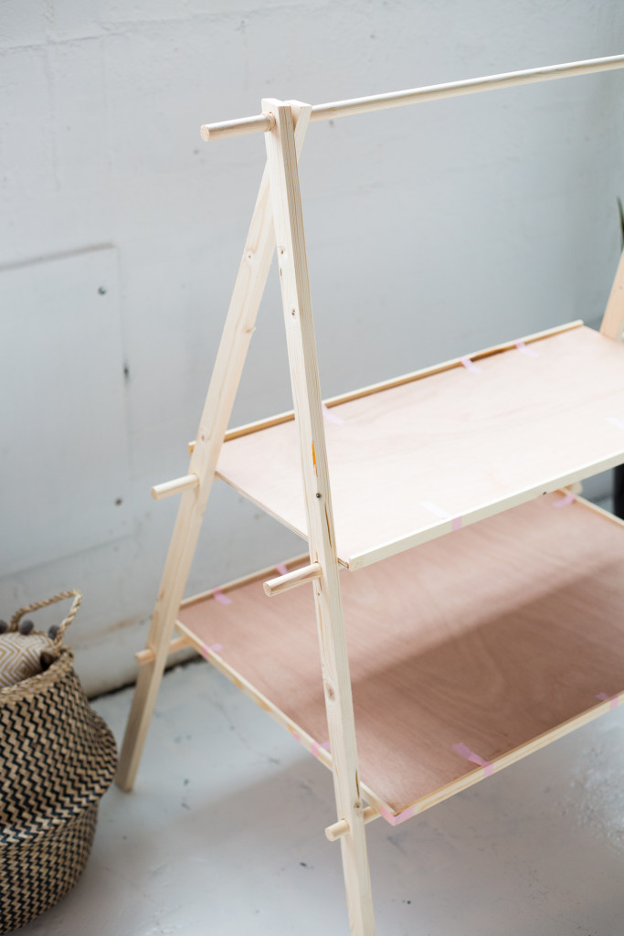 DIY Ladder Plant Shelf for a Small Garden or Balcony | @fallfordiy-11
