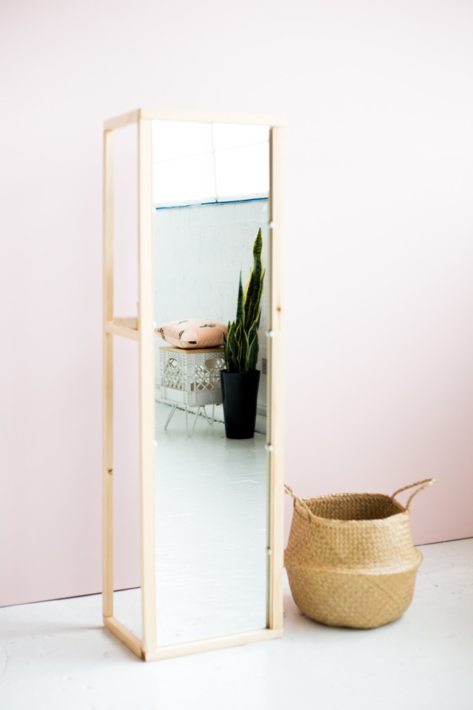 Standing mirror styled-4