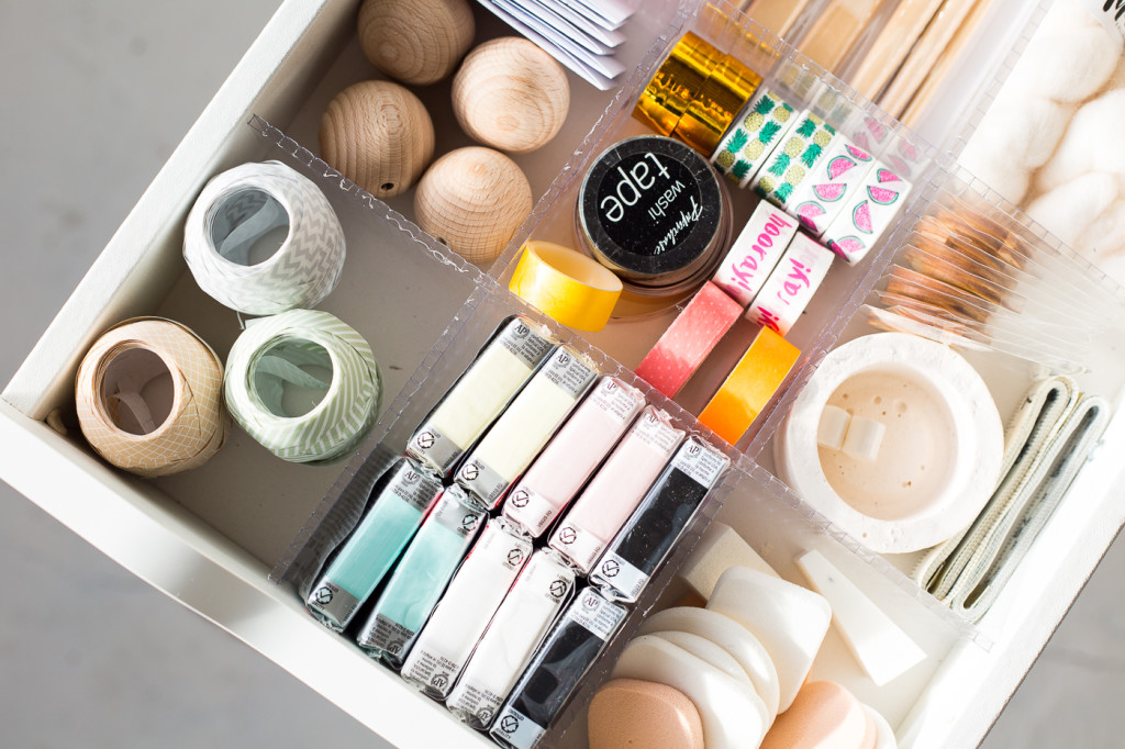 DIY Drawer Dividers to Organise Your Craft Supplies | @fallfordiy-10