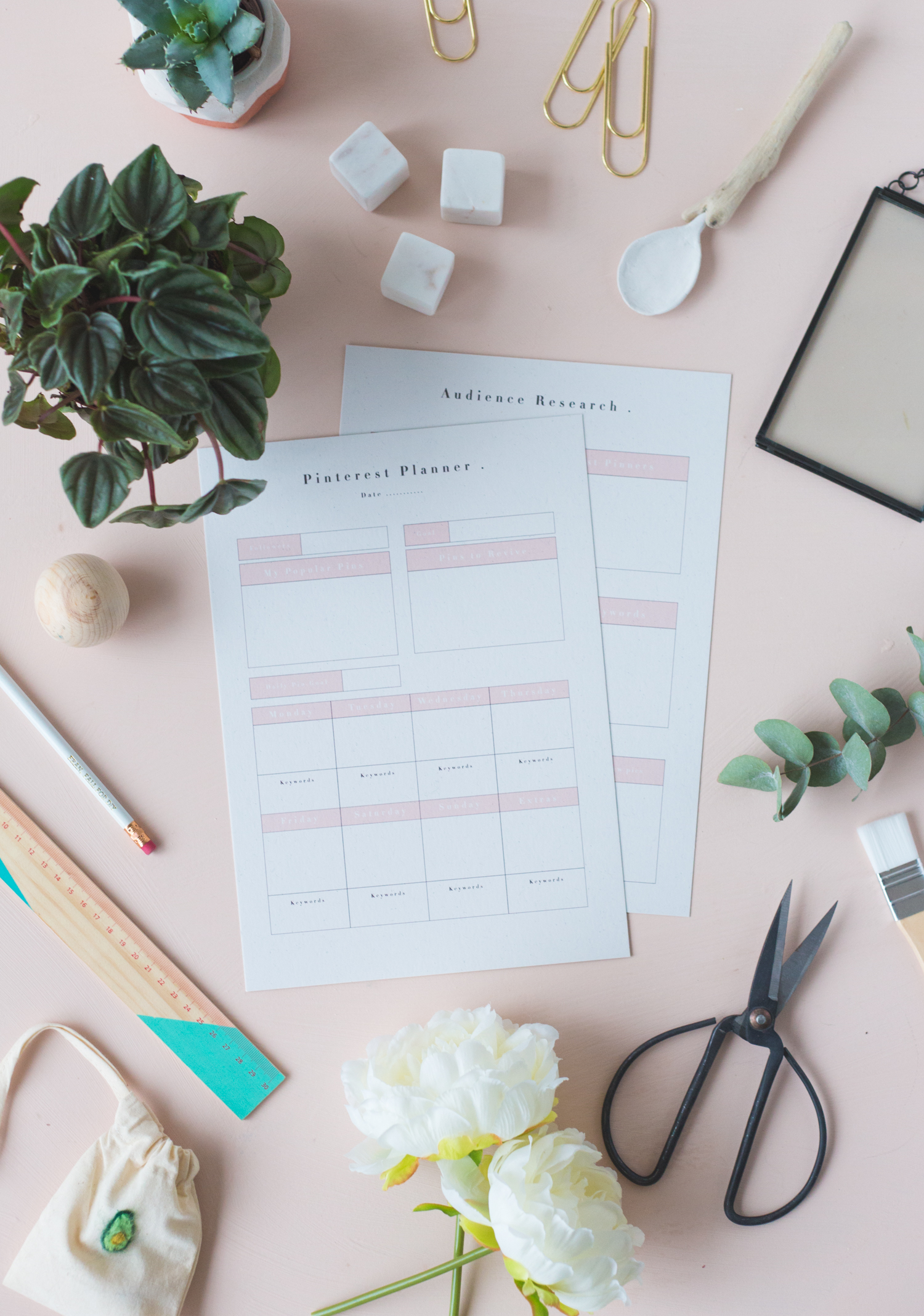 Free Printable Social Media Pinterest Planners