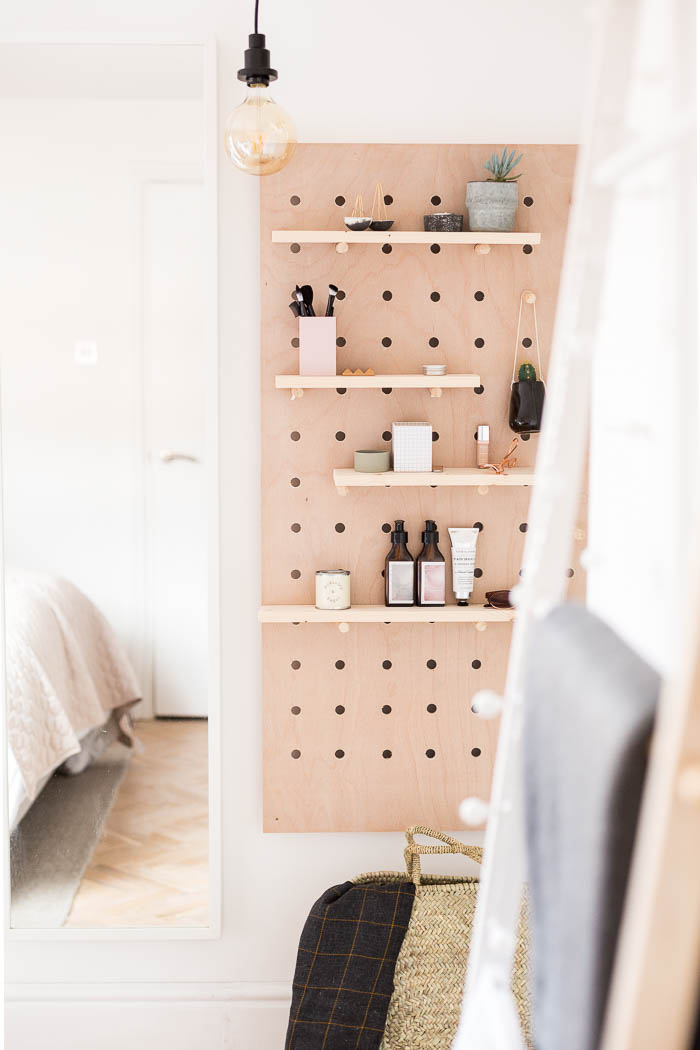 DIY Wavy Shelf with Cricut