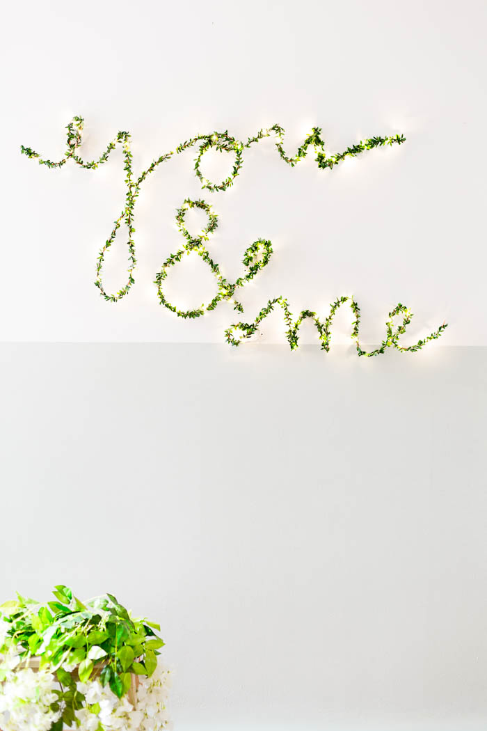 DIY Wedding String Light Folliage Sign | @fallfordiy