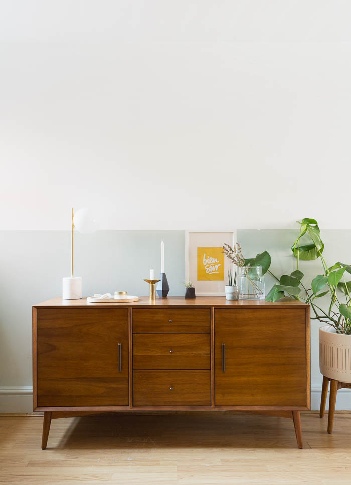 Five ways to style a sideboard | @fallfordiy