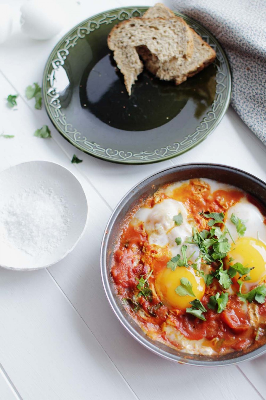 Food | Spicy Duck Egg Shakshouka | Fall For DIY
