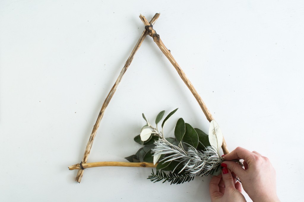 DIY Foraged Triangle Christmas Wreath | Fall For DIY