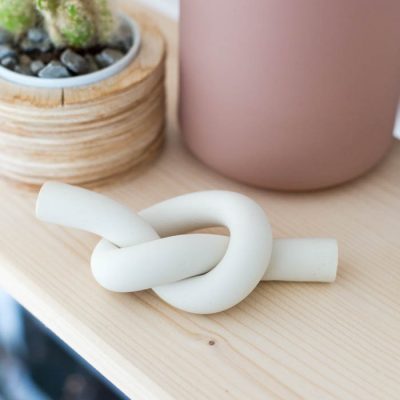 DIY Polymer Clay Knot Paperweight